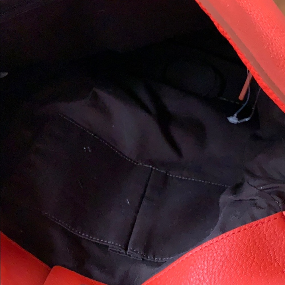 Large tote - Picture 7 of 8